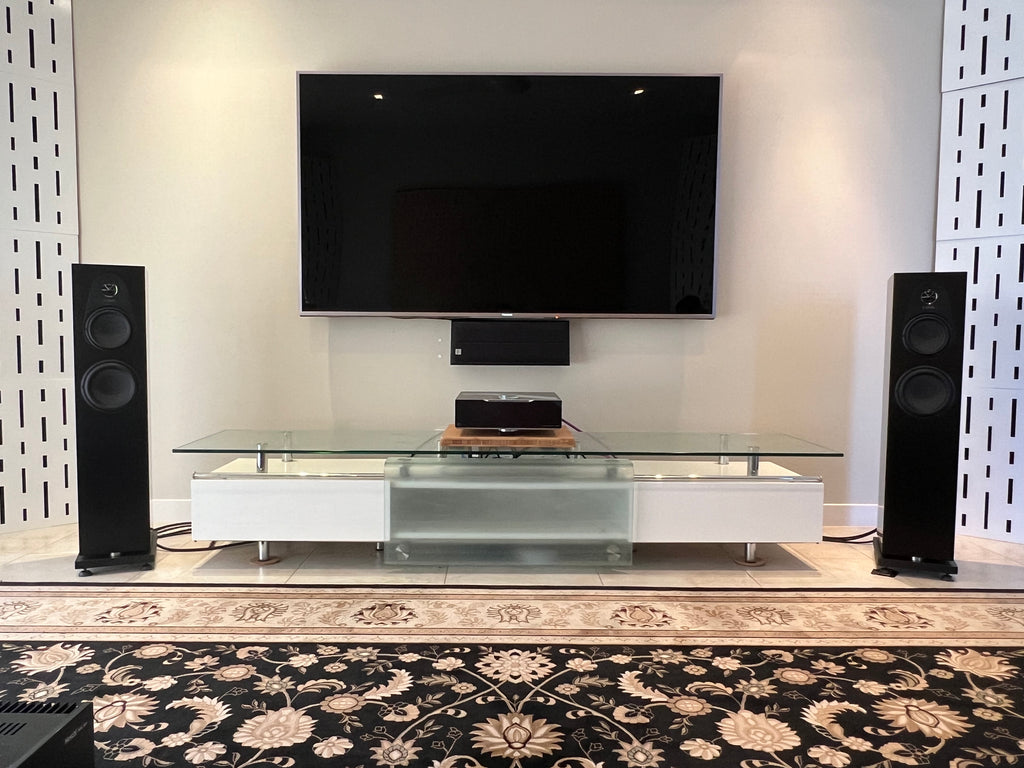 Listen to the Linn Majik 150 Speakers with the new Tri-Amp Power Selekt Hub